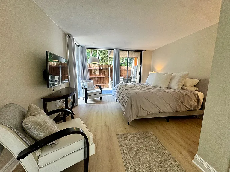 190 Del Mar Shores Ter #75 — Photo 11