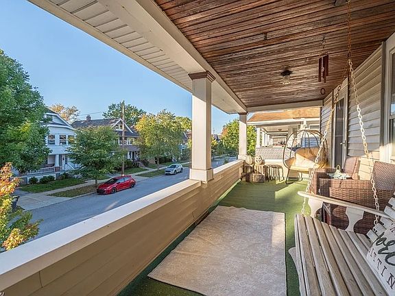 4th image of 14924 Delaware Ave #2