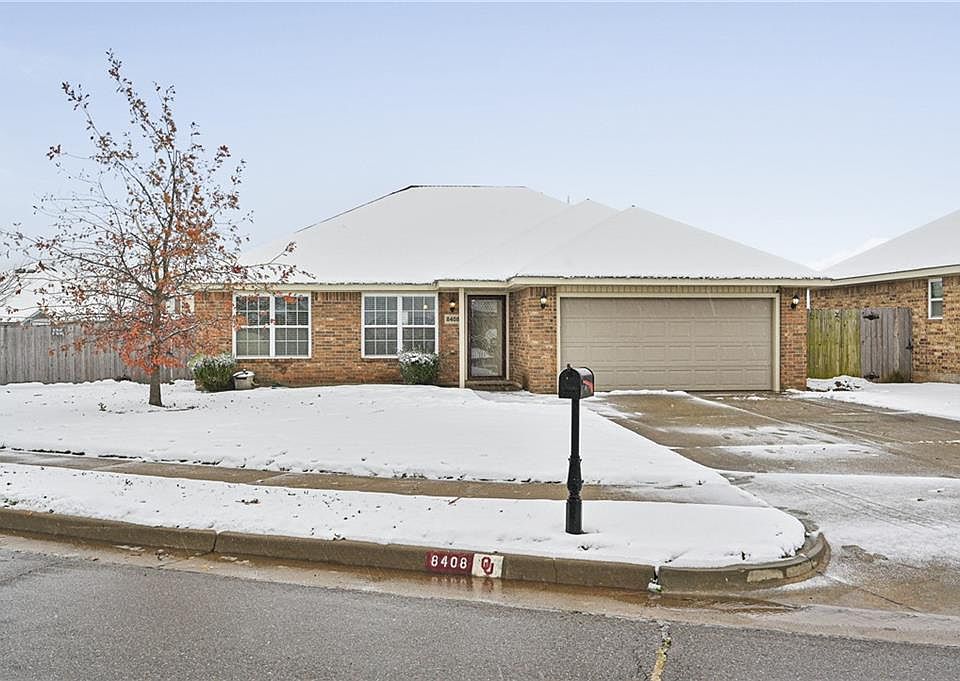 1st image of 8408 SW 46th Pl