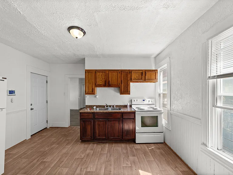 8302 Sowinski Ave #UP — Photo 8