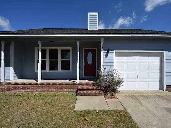 3rd image of 810 Eastchester Pl