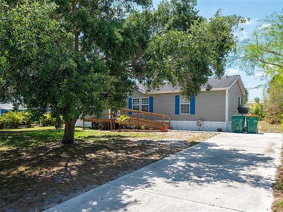 4th image of 4211 Alta Vista Dr