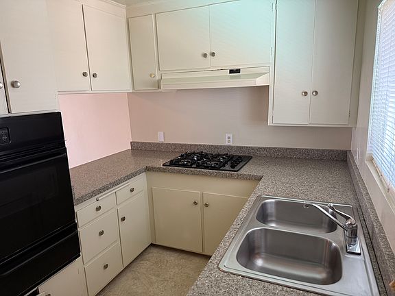 5th image of 21005 Reynolds Dr APT 12