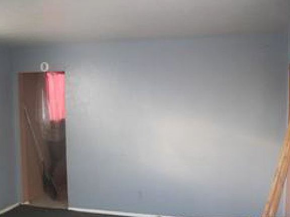 5th image of 824 Ortiz Dr SE