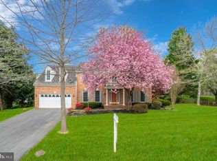 12120 Fairfax Hunt Rd, Fairfax, VA 22030