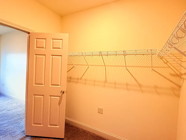 191 College St #208 — Photo 21