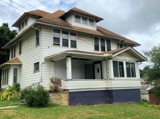 20 Monroe St, Glouster, OH 45732