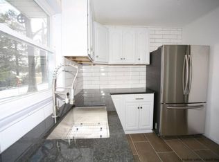 5 Redwood Rd, Saugerties, NY 12477