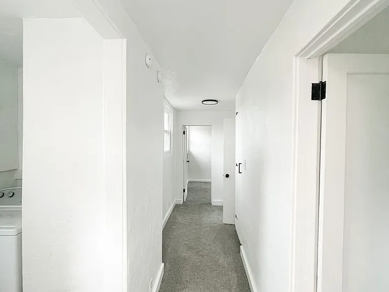 418 Parkwood Rd — Photo 13