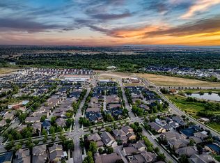 3796 E Timbersaw Dr, Boise, ID 83716