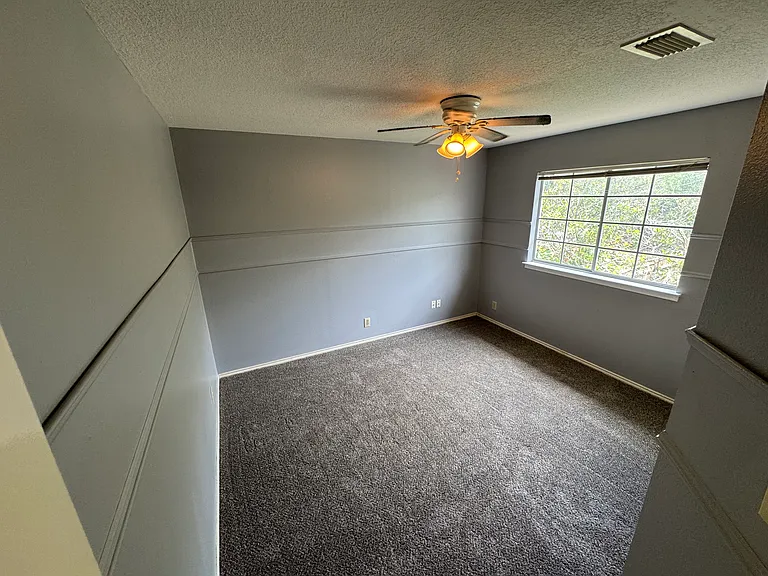 2214 Encino Clf — Photo 14