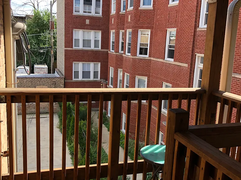 1639 W Lunt Ave #3S — Photo 13