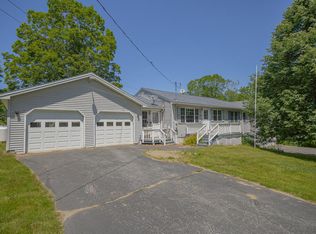 83 Archer Rd, Farmington, ME 04938