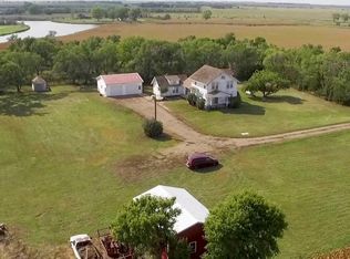 38329 Turtle Ln, Redfield, SD 57469