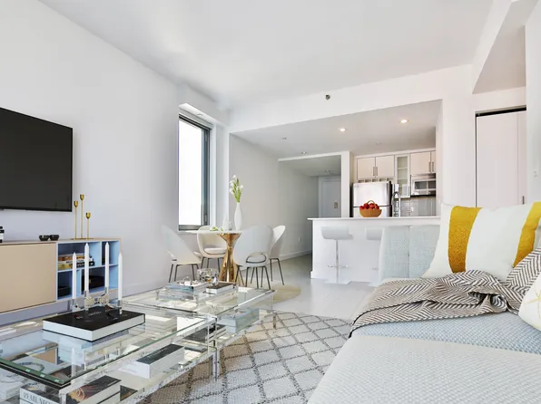 3 West 36th Street image 2 of 9