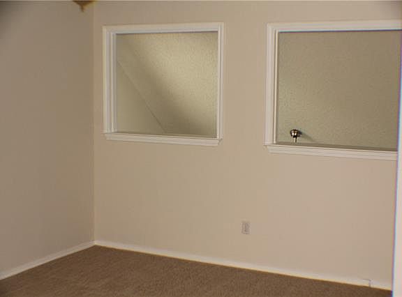 3rd image of 3117 Sondra Dr APT 206