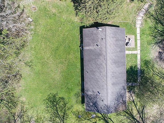 4th image of 765 Waterman Dr
