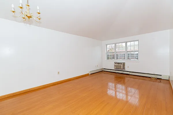 Rented by Century 21 American Homes | media 19