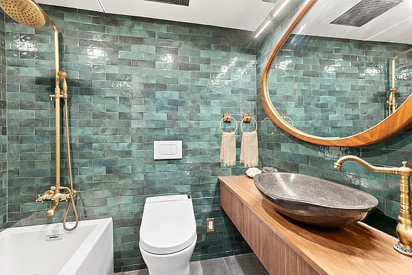 Rented by Corcoran | media 11