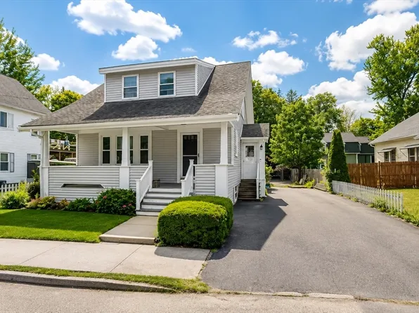 8 Jefferson Ave, Taunton, MA 02780