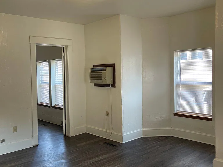 317 S Johnson St #1 — Photo 4