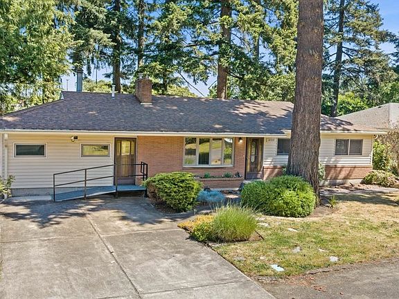 3rd image of 12339 NE Multnomah St