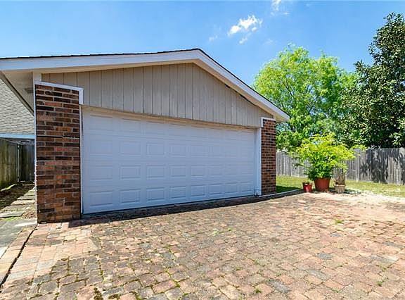 5th image of 1504 Hackberry Ave