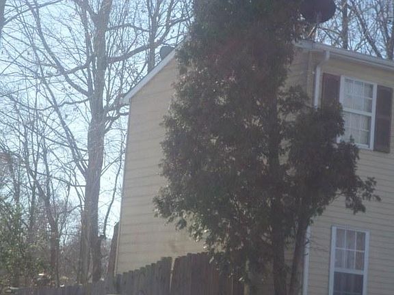 3rd image of 14317 Southgate Ct