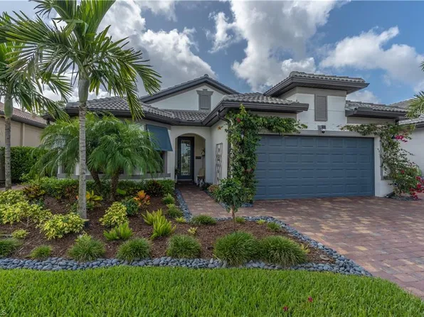 6848 Winding Cypress DR, NAPLES, FL 34114