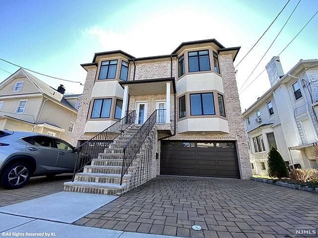 1st image of 78 Lincoln Ave #78