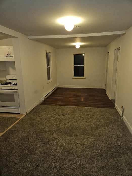 2nd image of 127 High St #1