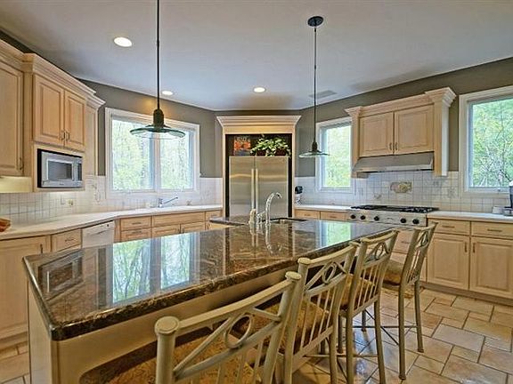 5th image of 428 Wild Fox Ct