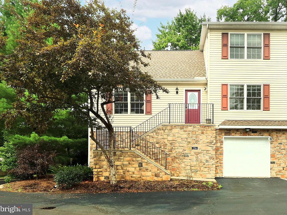 1st image of 216 Amblewood Way