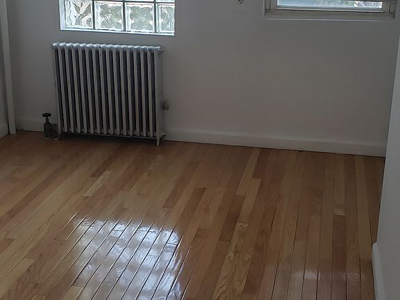 5th image of 21-21 43rd St #1
