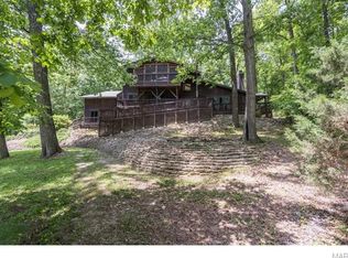 4155 Wincliff Dr, Saint Charles, MO 63304