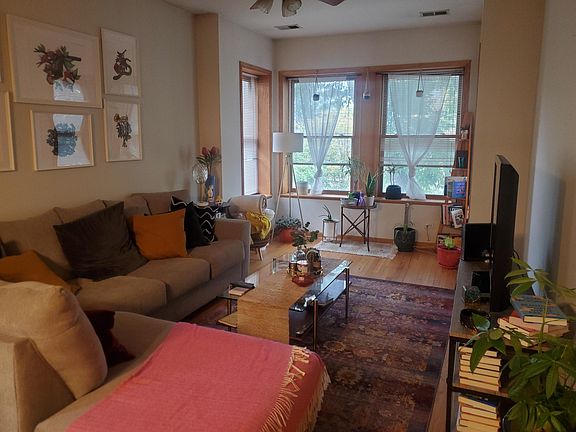 2nd image of 2452 N Linden Pl #2