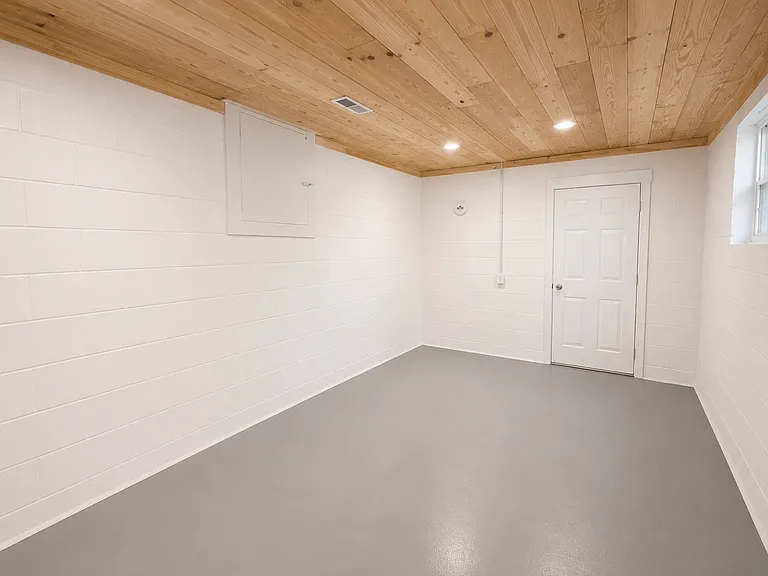 876 W Point Rd — Photo 18