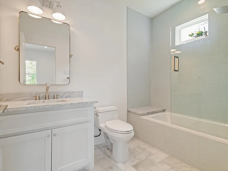 6255 Belmont Ave — Photo 20
