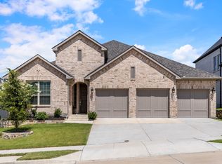 313 Savannah Ln, Oak Point, TX 75068