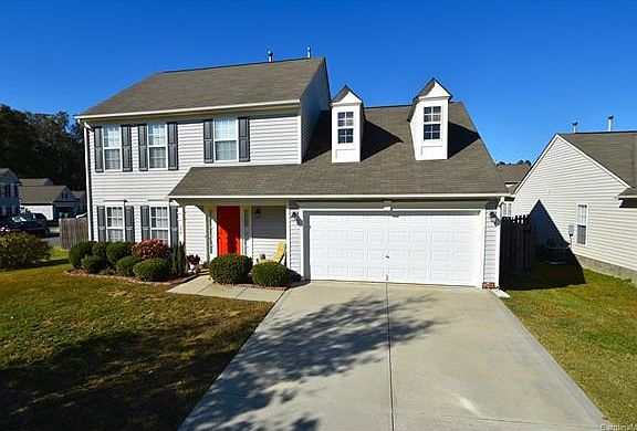 3rd image of 156 Barrington Dr #115