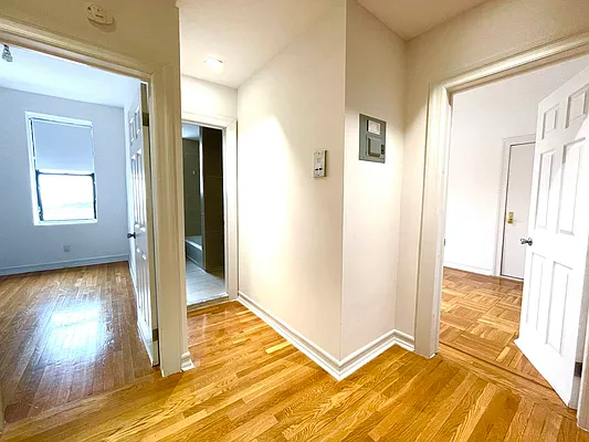 Rented by R New York | media 5