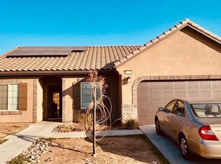 1087 S Orangewood Dr, Fresno, CA 93727