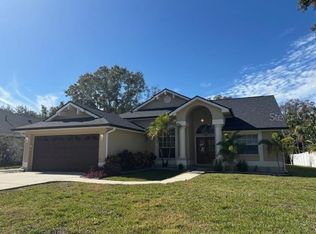 736 Sunflower Dr, Palm Harbor, FL 34683