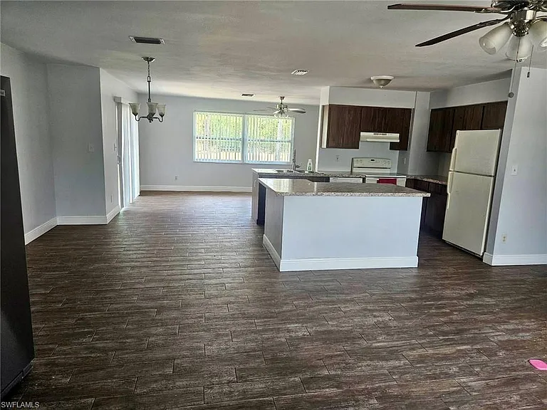 808 Greenwood Ave — Photo 10