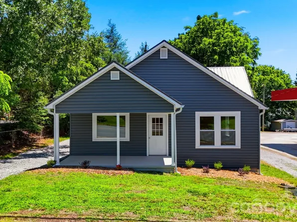 1303 S Sterling St, Morganton, NC 28655