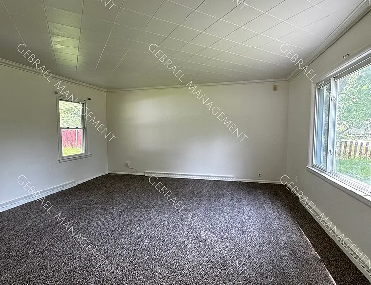 3201 Woodrow Ave — Photo 18