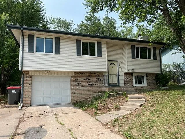 405 Bridger Rd — Photo 1
