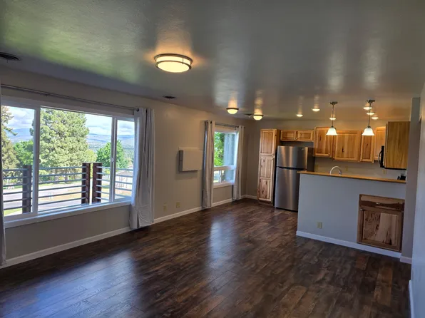 600 Whitaker Dr #4A, Missoula, MT 59803