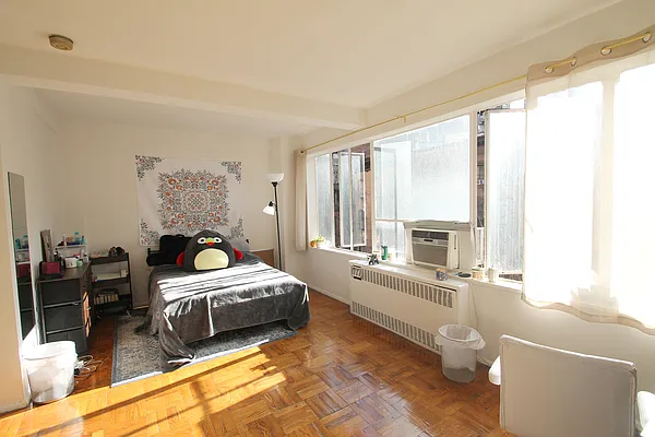 Rented by Corcoran | media 7