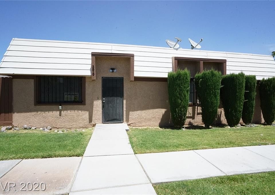 1st image of 3619 Villa Knolls East Dr